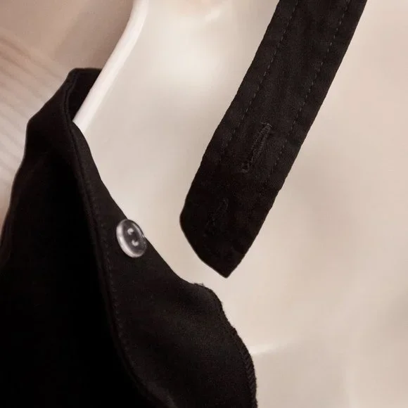 Black Notch Top - Picture 2 of 6